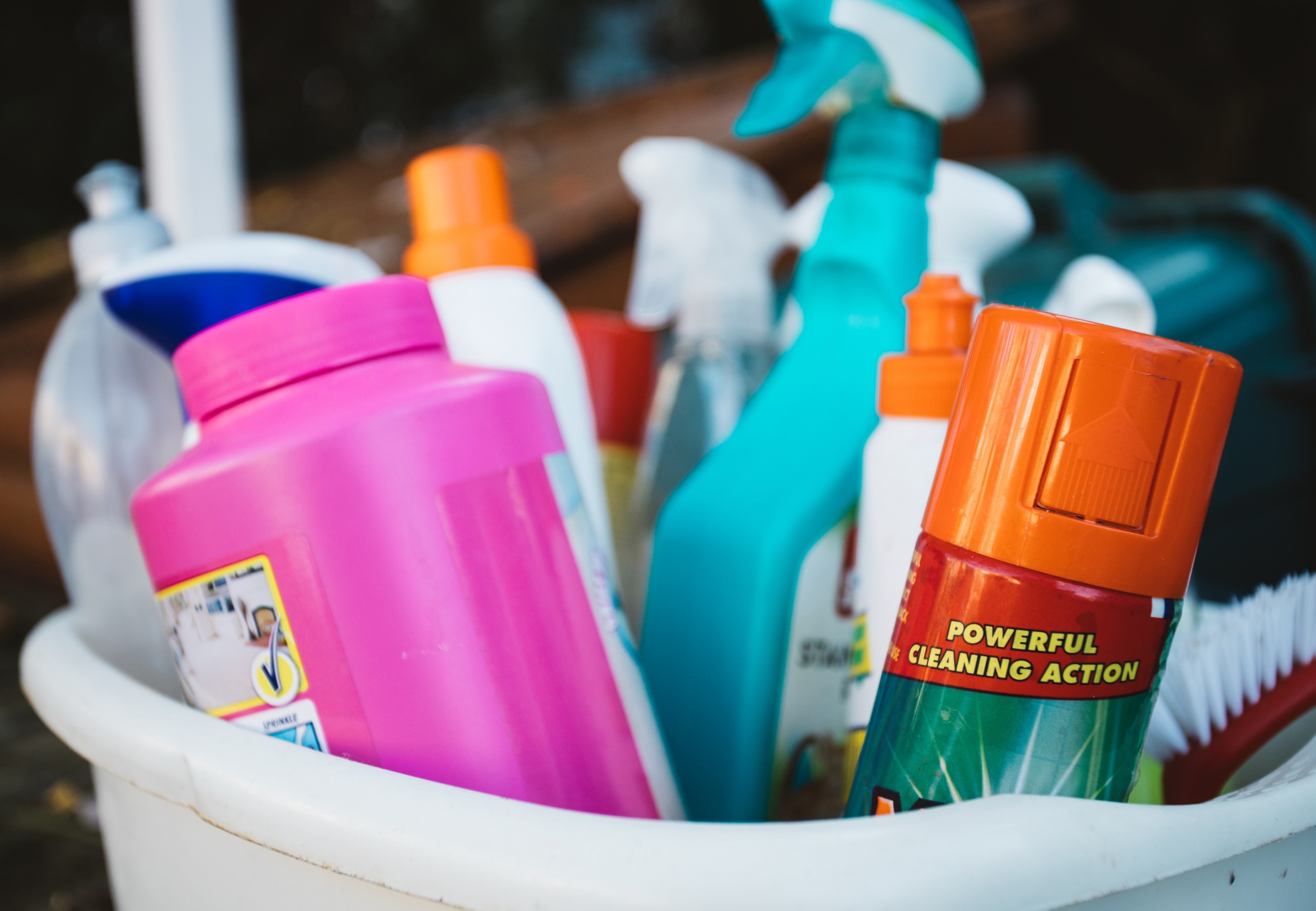Produkty do czyszczenia, które warto mieć w domu